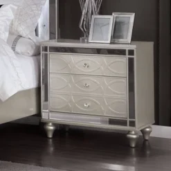 3pc Queen La Mesa Bed Nightstand And Dresser Set Silver - HOMES: Inside + Out -Inside out home GUEST 6448d2a1 cdea 4ba2 a27a 001adc649976